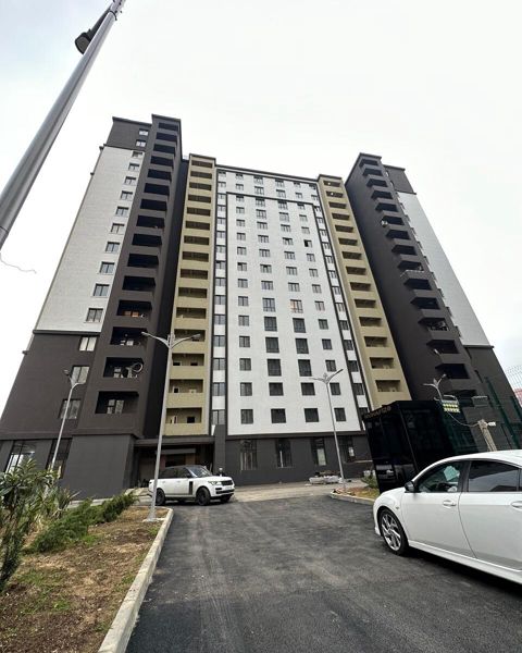 Satılır 4 otaqlı yeni tikili 172 m² — Bakı
