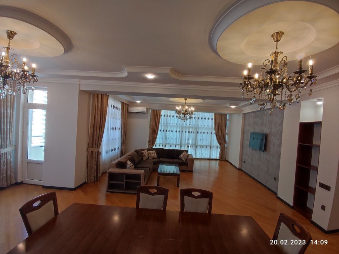 Satılır 4 otaqlı yeni tikili 190 m² — Mənzil, Bakı (6)