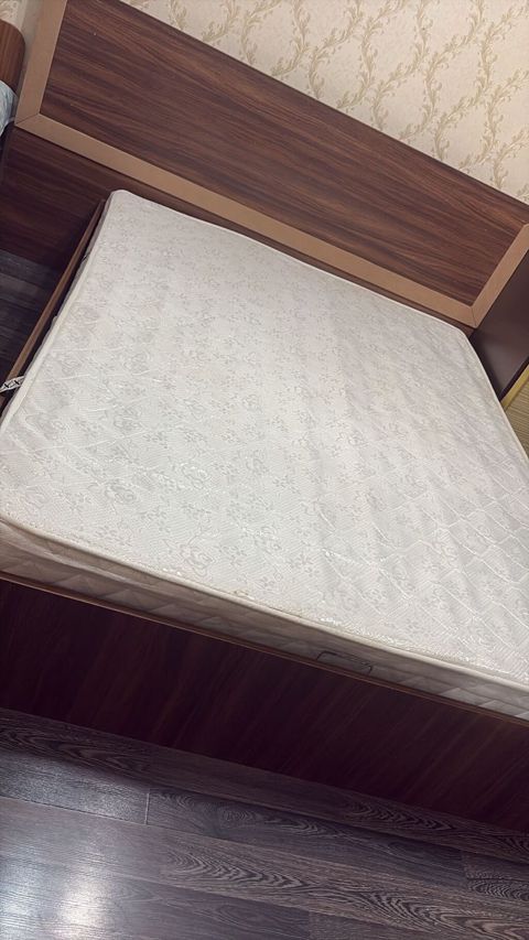 Taxd 120 azn yaxşı vəzyətdədi ünvan Xətai rayon Tx1 Nəzrin — Bakı