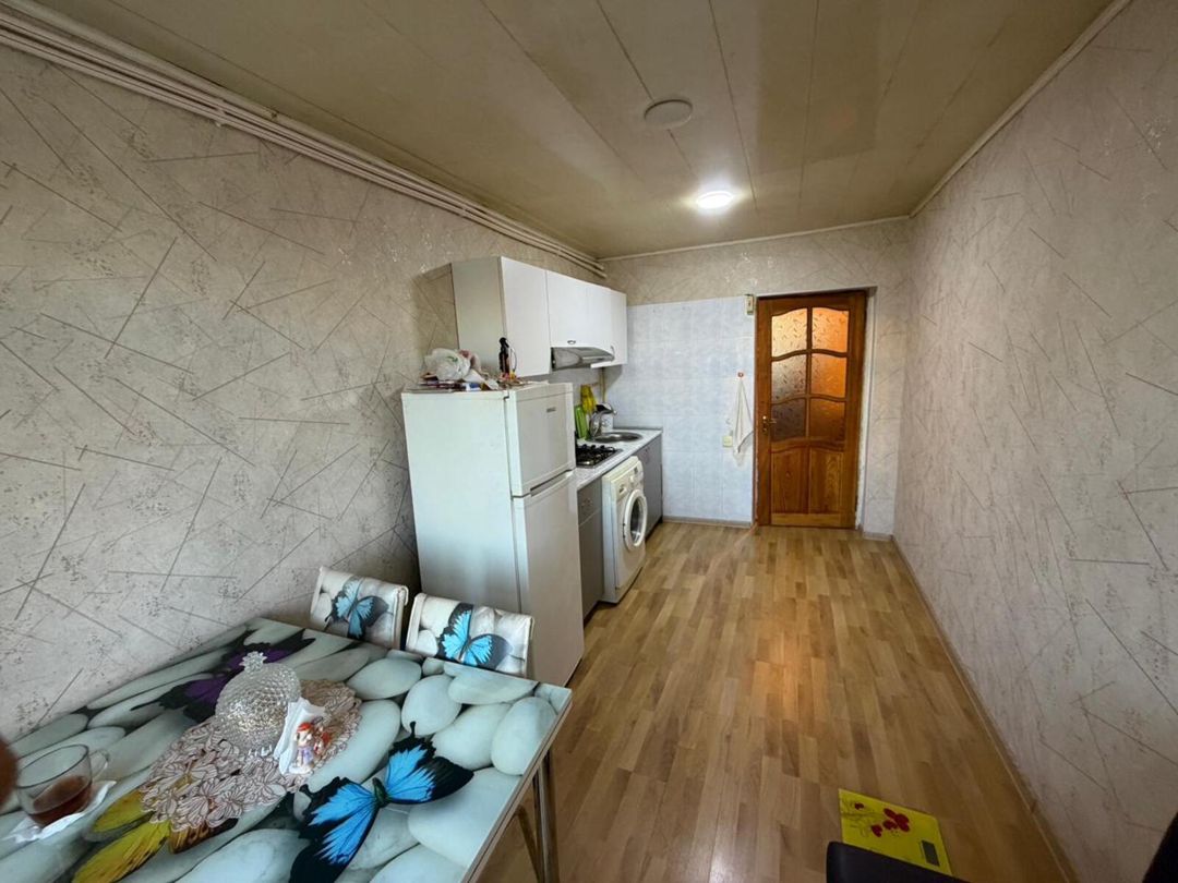 Satılır 2 otaqlı köhnə tikili 57 m² — Mənzil, Bakı (5)