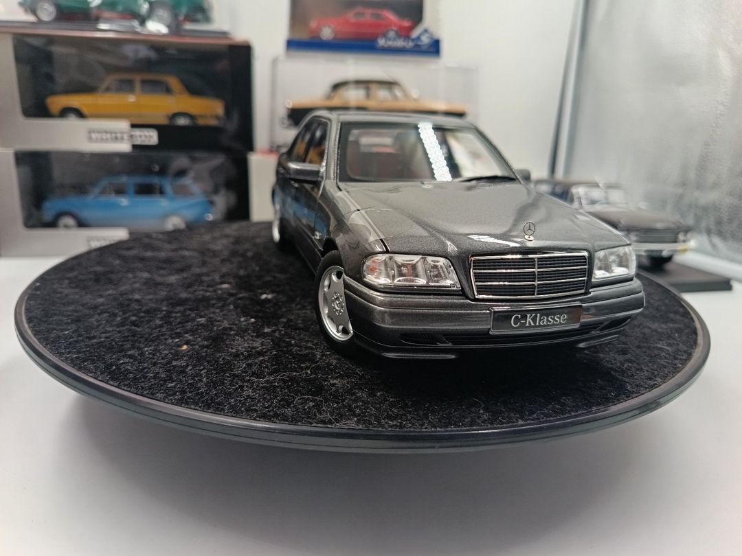Mercedes W202 C-Class 1997 1/18 modeli — Kolleksiyalar, Bakı (2)