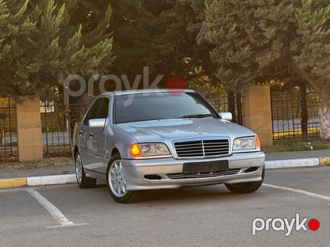 Mercedes C 200, 2.0 L, 1998 il, 336 000 km