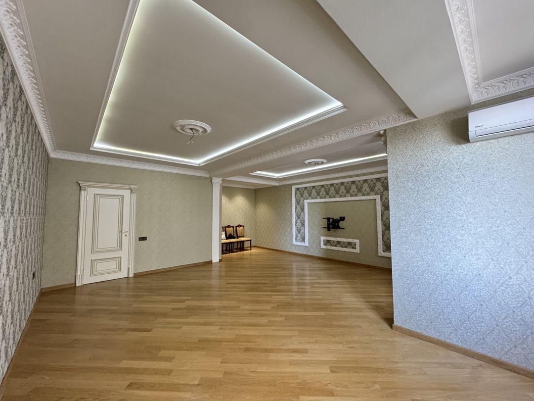 Satılır 3 otaqlı yeni tikili 217 m² — Mənzil, Bakı (3)