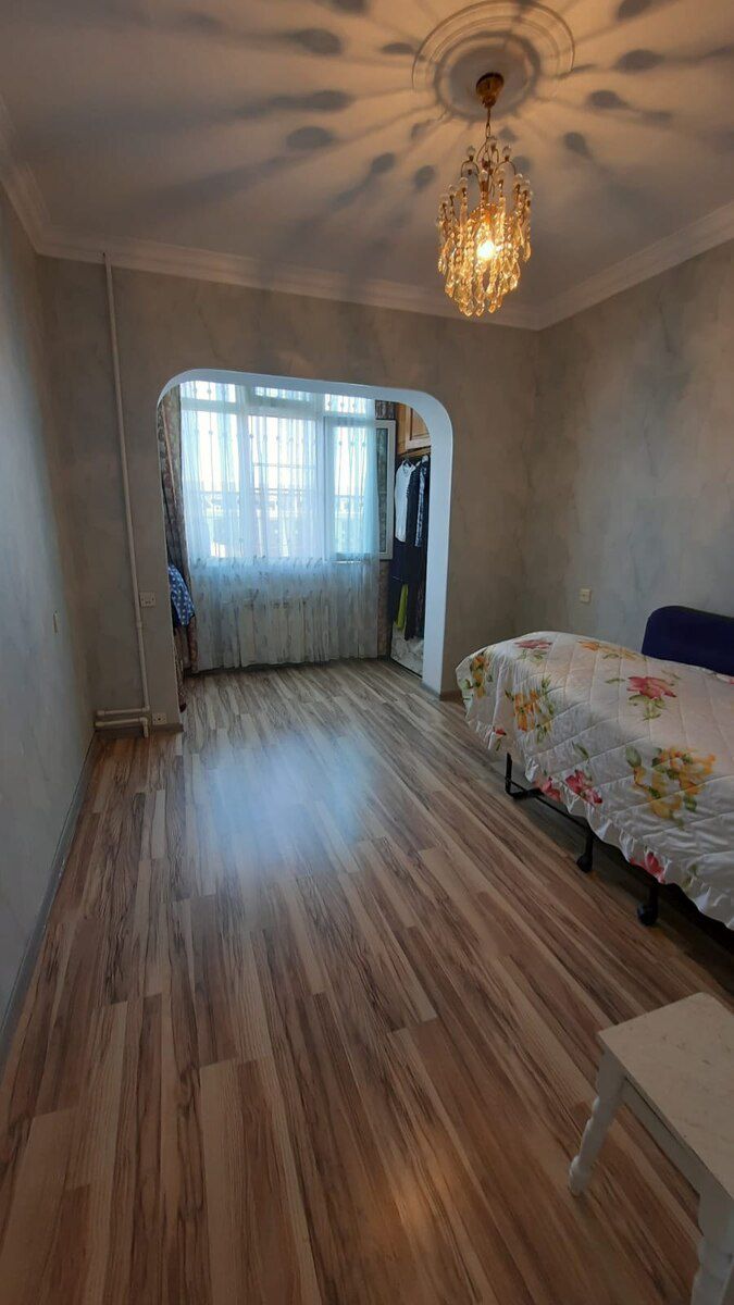 2-otaqlı mənzil, 8-ci mkr., 70 m² — Mənzil, Bakı (10)