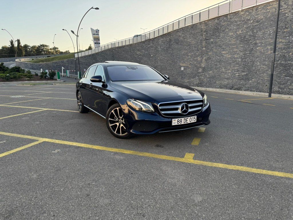 Mercedes E 220 d, 2.1 L, 2016 il, 165 000 km — Avtomobillər, Bakı