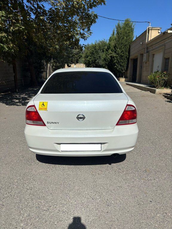 Nissan Sunny, 1.6 L, 2011 il, 206 000 km — Avtomobillər, Bakı (5)