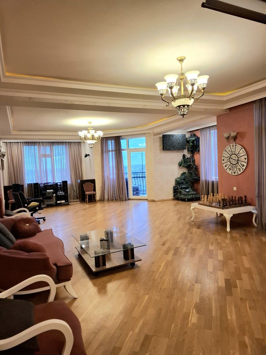Satılır 5 otaqlı yeni tikili 308 m² — Mənzil, Bakı (7)