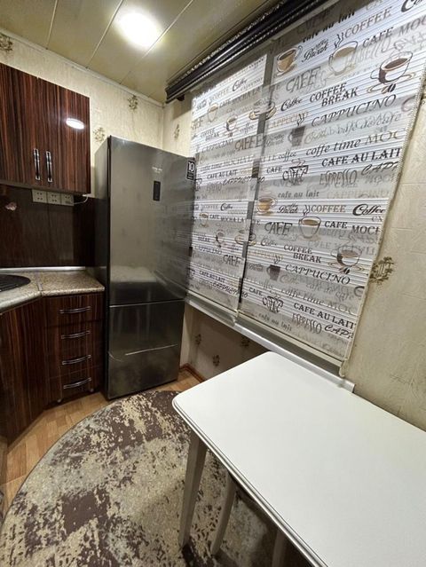 Mətbəx üçün rolet pərdə 60m alinib 30m satilir — Sumqayıt