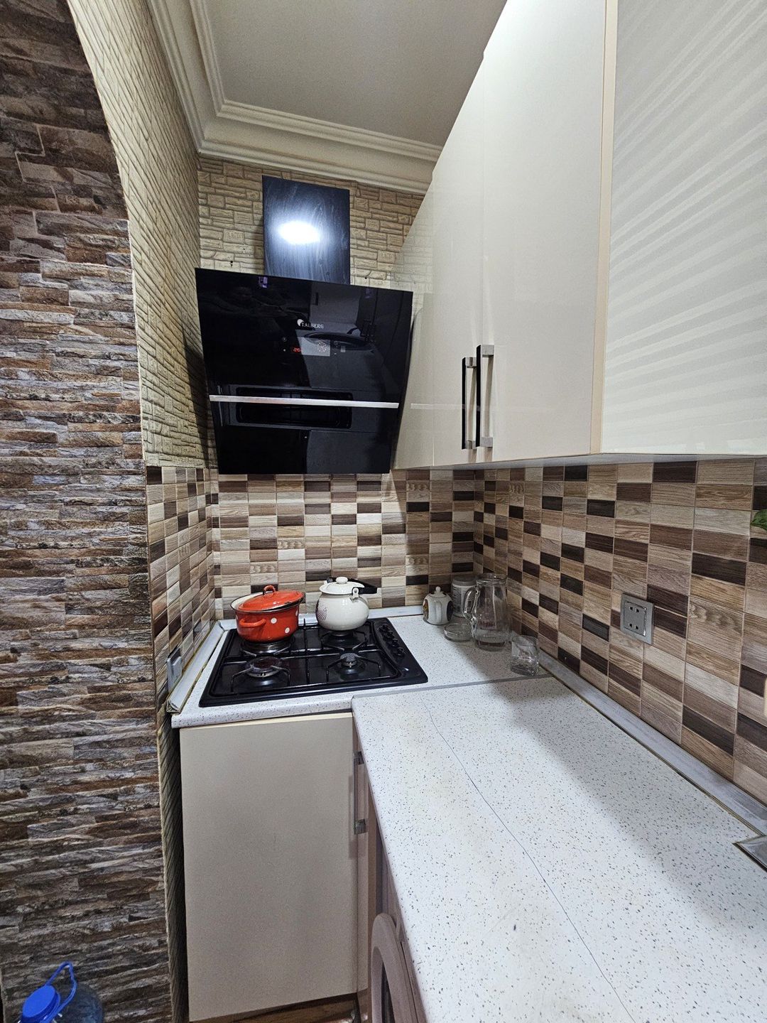 Satılır 2 otaqlı köhnə tikili 55 m² — Mənzil, Bakı (12)