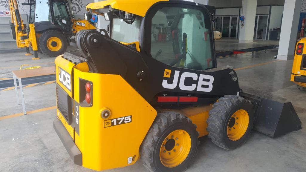 Mini yükləyici "JCB 175", 2024 il — İnşaat texnikası, Bakı (11)