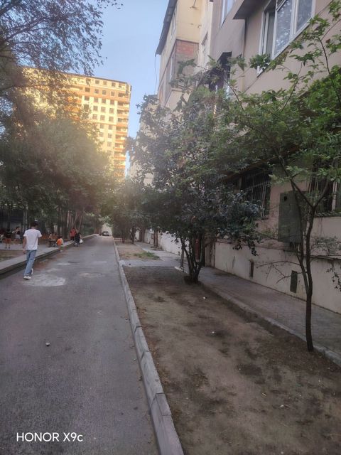 Satılır 3 otaqlı köhnə tikili 55 m² — Bakı