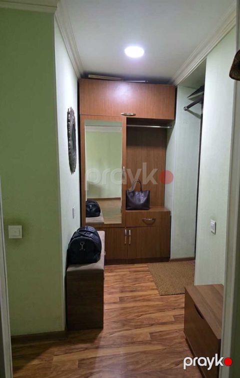 Satılır 2 otaqlı köhnə tikili 30 m²
