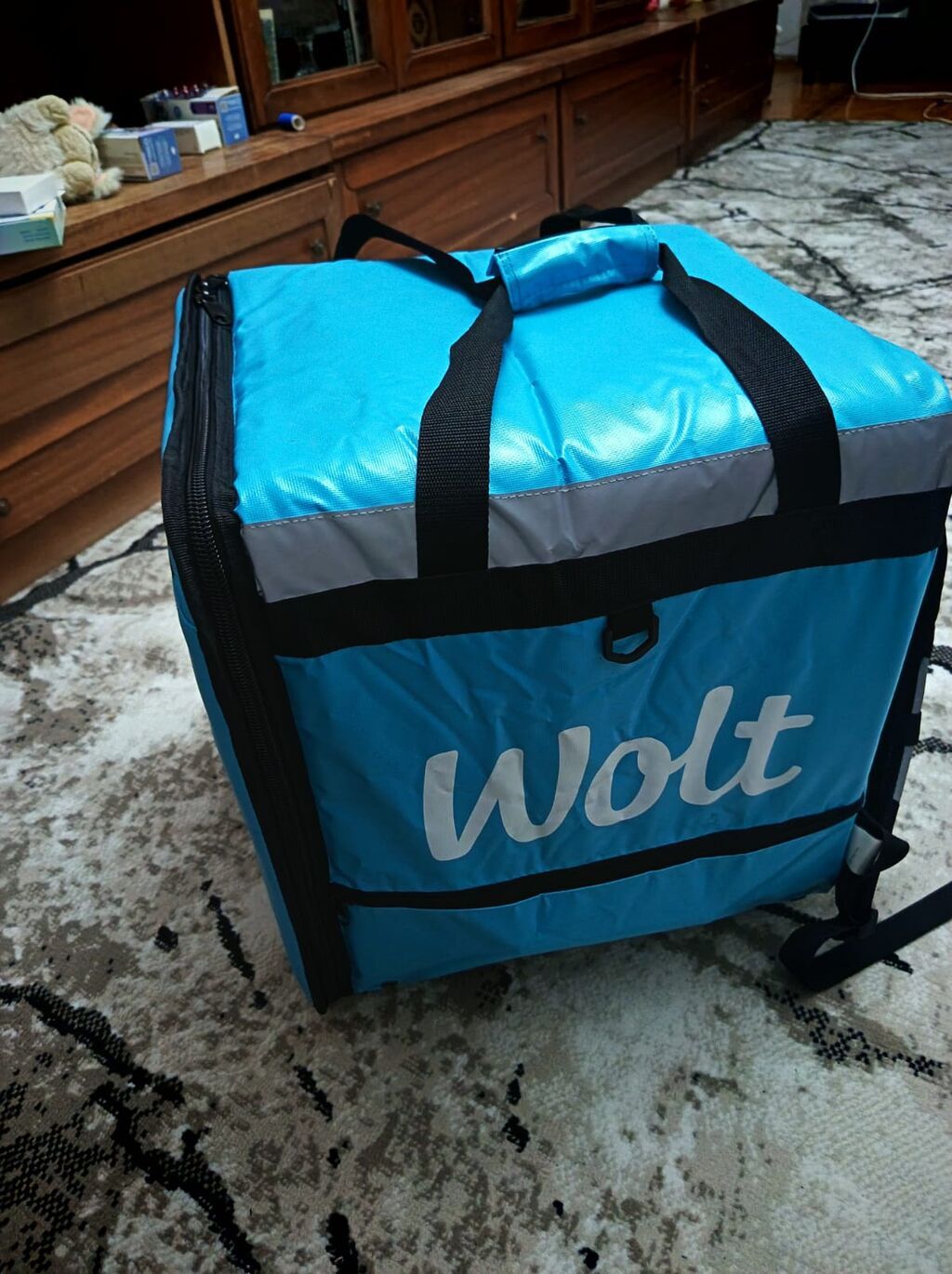 Wolt çatdırılma çantası (izotermal, böyük ölçü) Ciddi şəxslər narahat — Digər, Bakı (3)