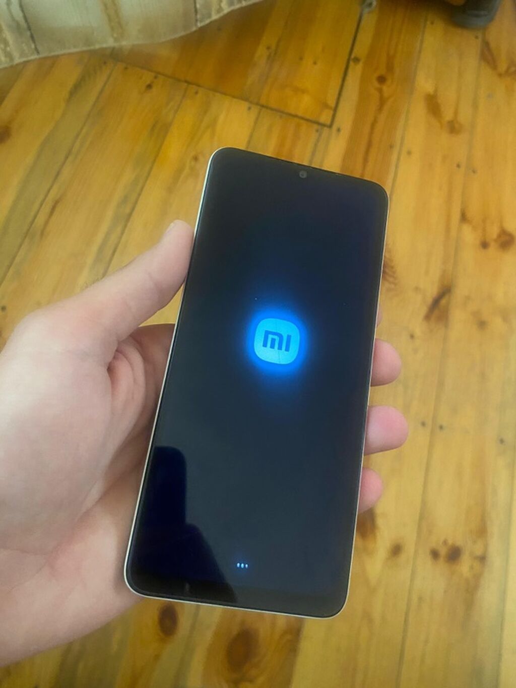 Seti bağlıdı ekranı çat internletlə işləyir Redmi smartfon – ağ rəng — Xiaomi, Sumqayıt (3)