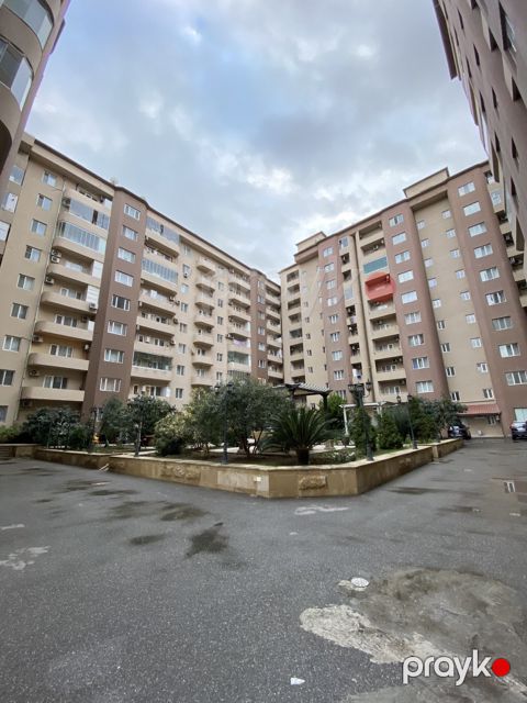 Satılır 4 otaqlı yeni tikili 185 m²