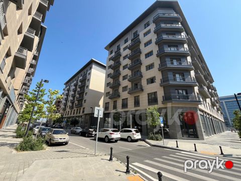 Satılır 3 otaqlı yeni tikili 141 m²