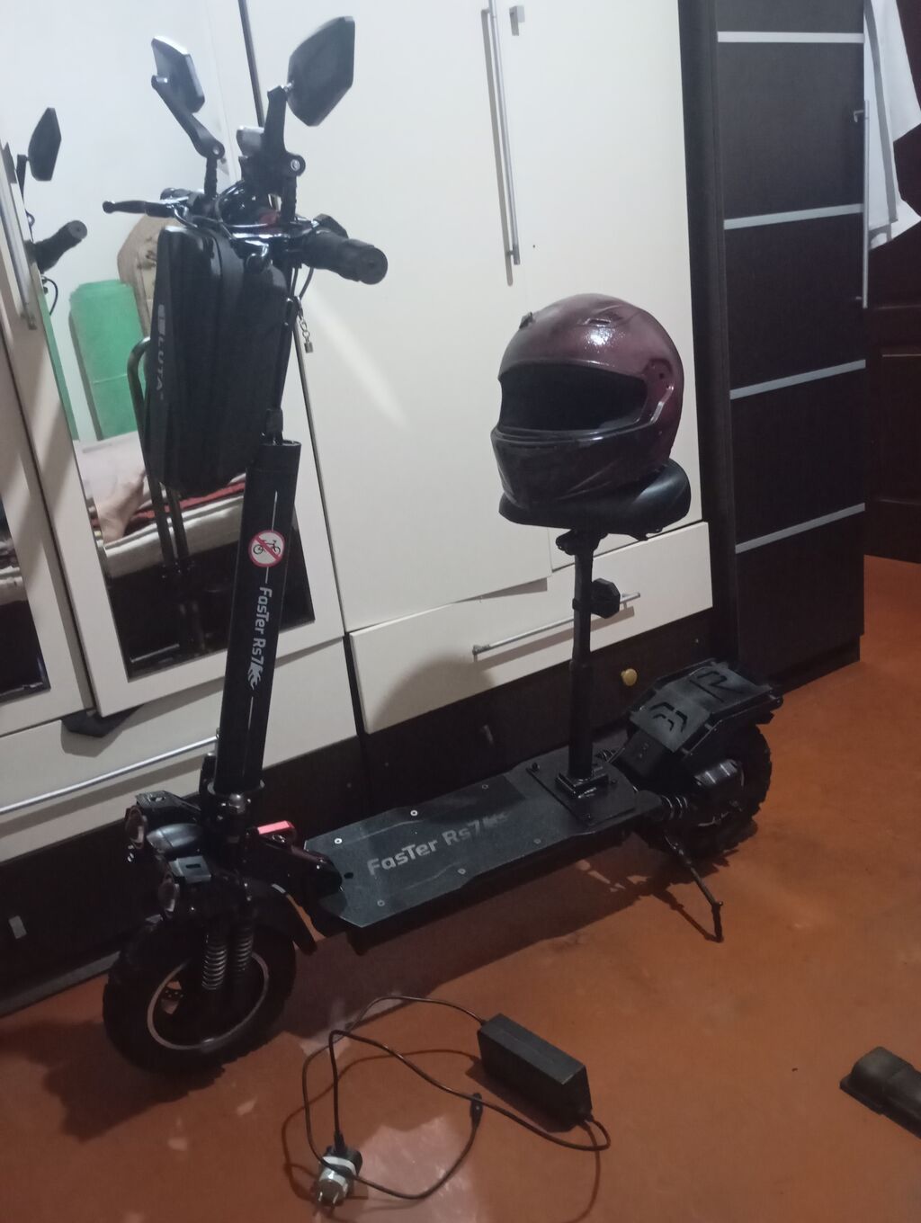 FaSTer RS7 elektrik skuteri - Güclü ikili amortizatorlu ön asqı və — Skuterlər, Bakı (5)