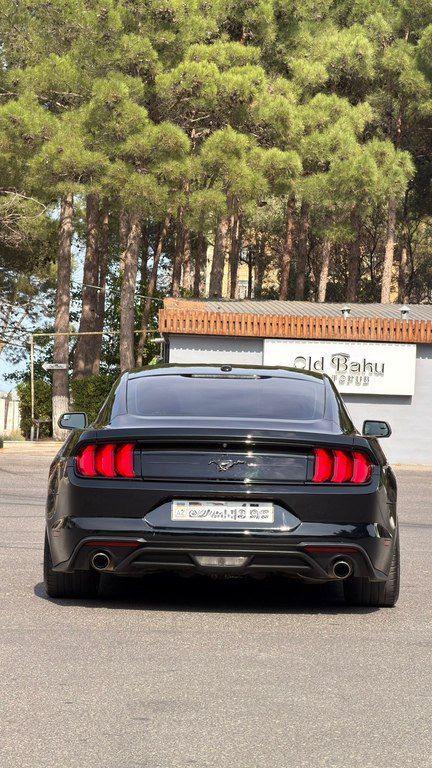 Ford Mustang, 2.3 L, 2019 il, 115 000 km — Avtomobillər, Sumqayıt (11)