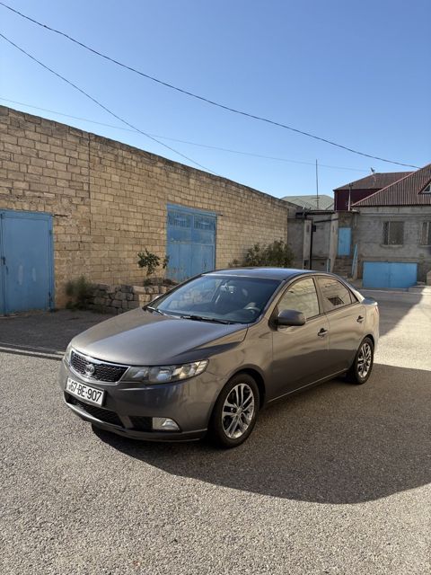 Kia Cerato, 1.6 L, 2010 il, 206 000 km — Bakı