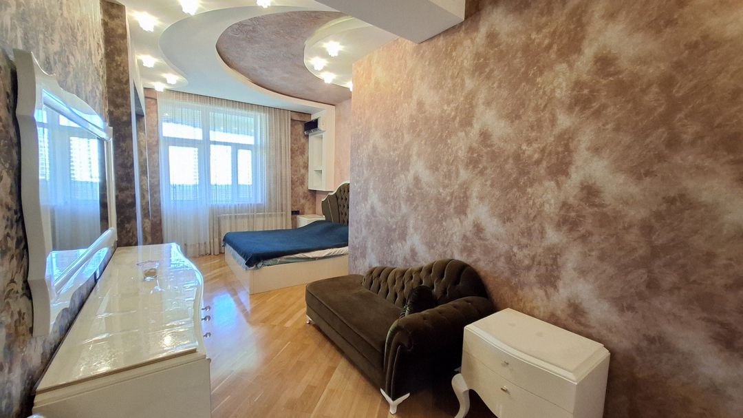 Satılır 4 otaqlı yeni tikili 185 m² — Mənzil, Bakı (7)