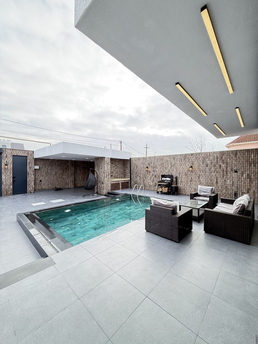 Satılır 4 otaqlı həyət evi/bağ evi 250 m² — Ev, villa, Bakı (5)