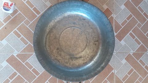 Demir qab 7 manat — Bakı