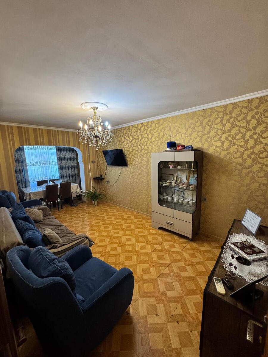Satılır 3 otaqlı köhnə tikili 100 m² — Mənzil, Bakı (2)