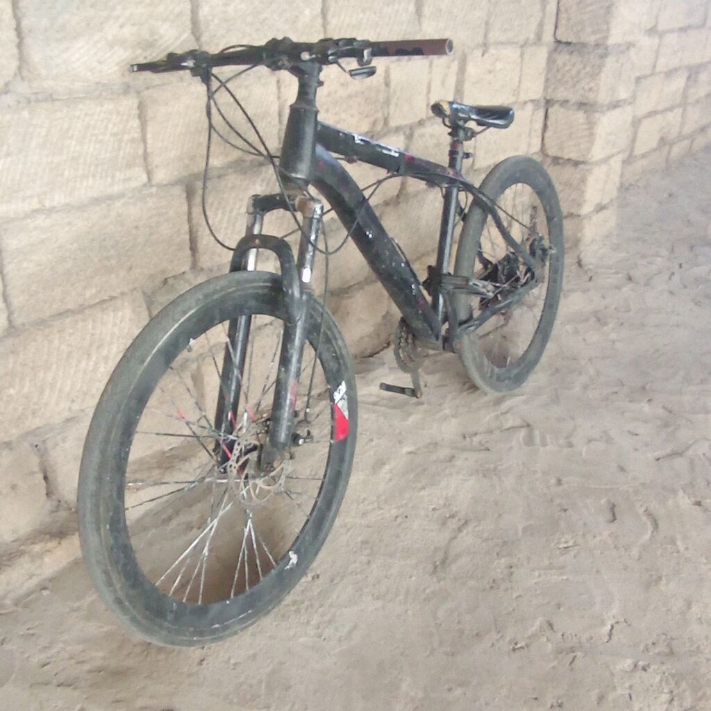 Salam velo yaxşi vəziyətdədir bir dənə arxa ox yiğipmalidir amma — Dağ velosipedləri, Bakı (7)
