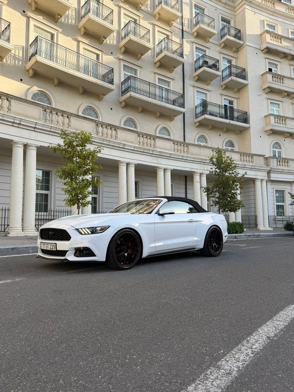 Ford Mustang, 2.3 L, 2015 il, 167 600 km — Avtomobillər, Bakı (2)