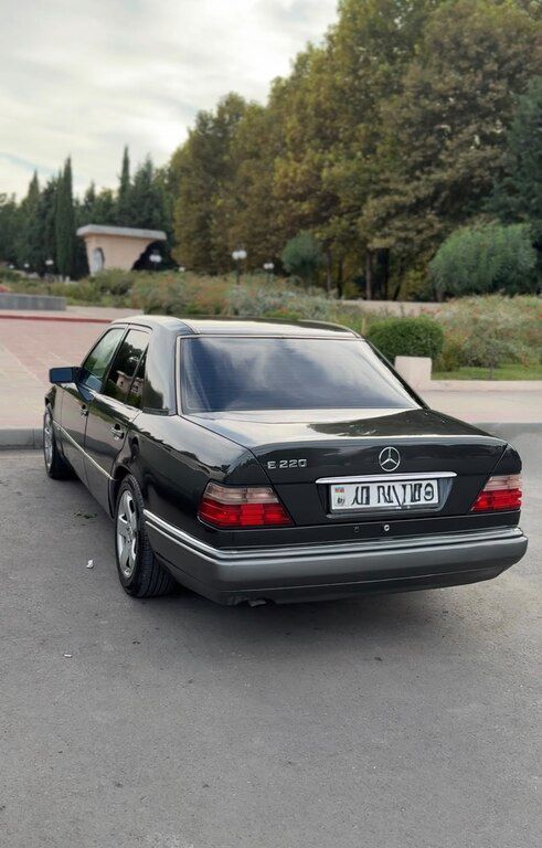 Mercedes E 220, 2.2 L, 1994 il, 500 000 km — Avtomobillər, Mingəçevir (3)