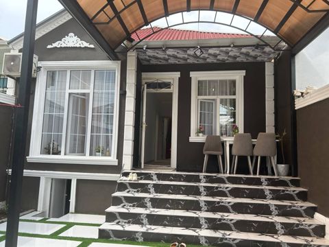 Satılır 3 otaqlı həyət evi/bağ evi 70 m² — Bakı