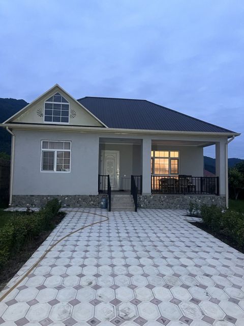 Bağ evi, İsmayıllı r — İsmayıllı