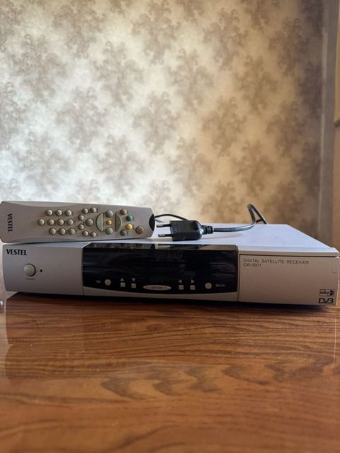 Vestel Digital Satellite Receiver (Model: CW-3001) – DVB