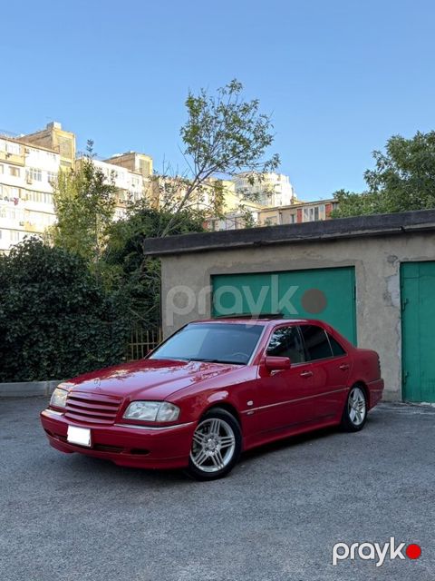 Mercedes C 220, 2.2 L, 1995 il, 367 000 km