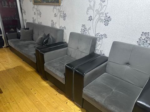 Kreslo divan dəsti satılır bazalidir açilandi qiymət 220azn ünvan — Bakı