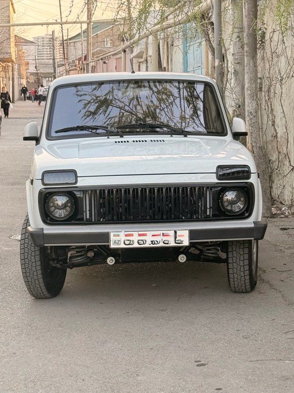 Lada (VAZ) Niva, 1.7 L, 2024 il, 26 900 km — Avtomobillər, Bakı (3)