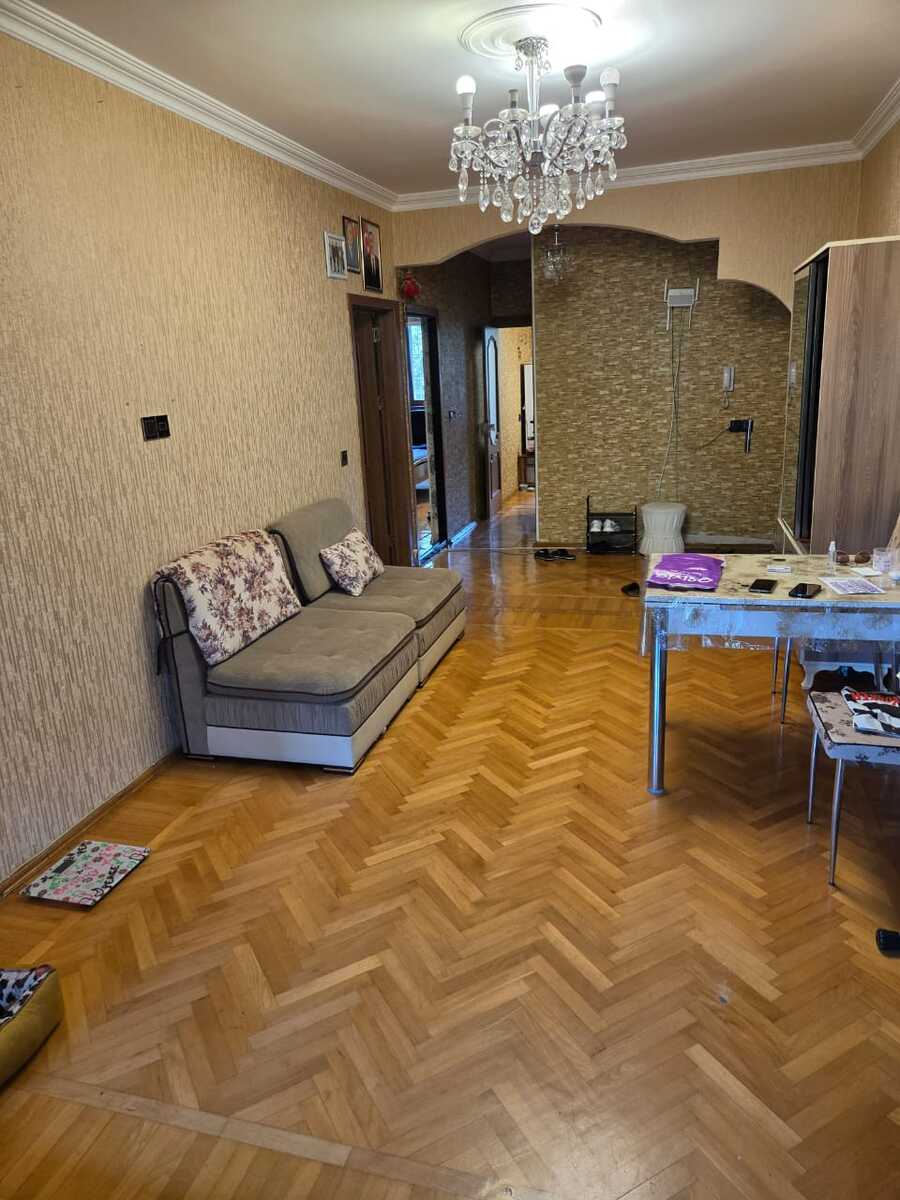 Satılır 4 otaqlı köhnə tikili 125 m² — Mənzil, Bakı (3)