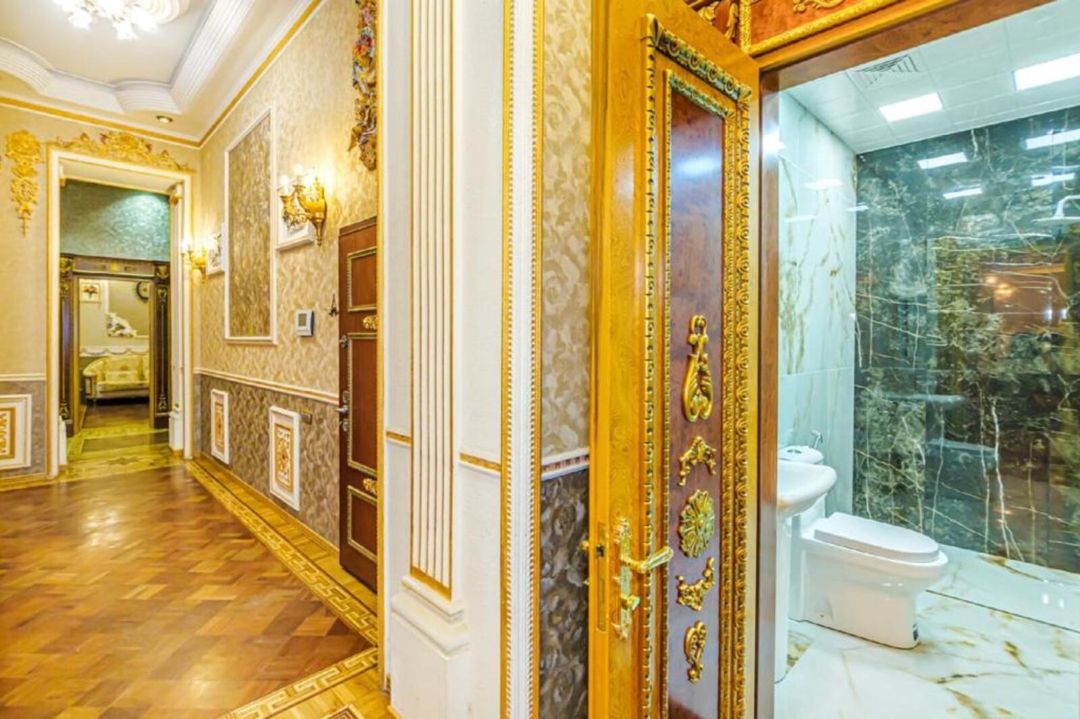 İcarəyə verilir 5 otaqlı köhnə tikili 220 m² — Mənzil, Bakı (3)