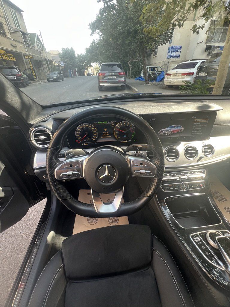 Mercedes E 200, 2.0 L, 2020 il, 126 000 km — Avtomobillər, Bakı (11)