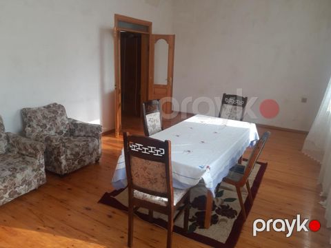 İcarəyə verilir 3 otaqlı həyət evi/bağ evi 160 m²