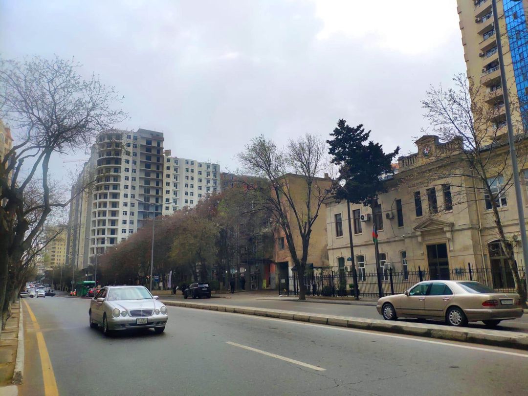 Satılır obyekt 205 m² — Əmlak, Bakı (3)