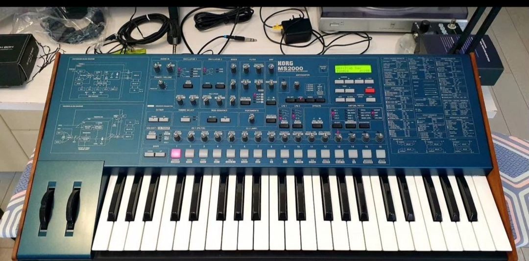 Sintezator Korg Ms 2000 — Musiqiə alətləri, Bakı