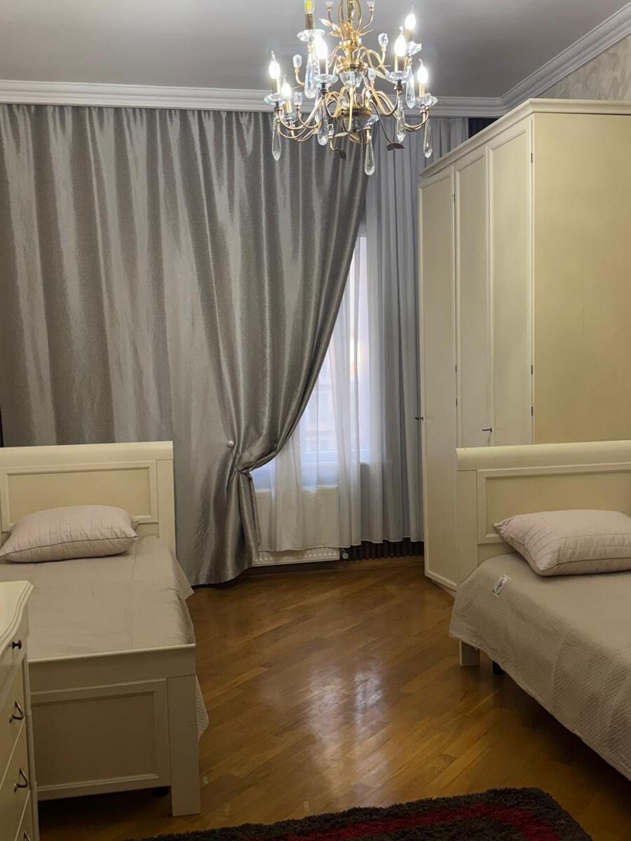 İcarəyə verilir 3 otaqlı yeni tikili 140 m² — Mənzil, Bakı (11)