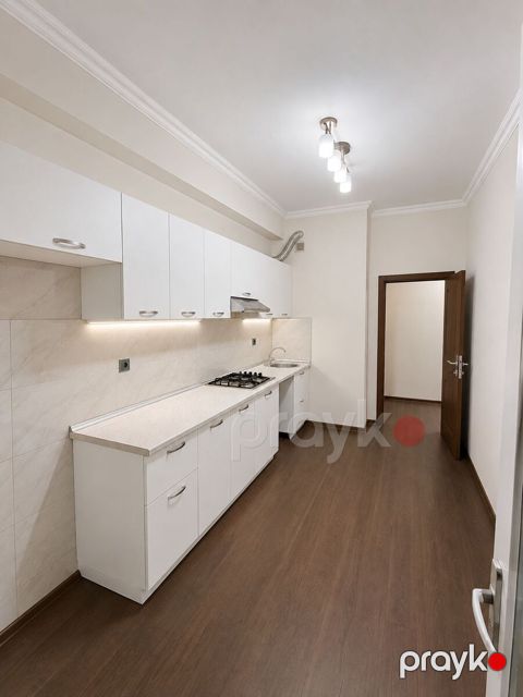İcarəyə verilir 3 otaqlı yeni tikili 85 m²