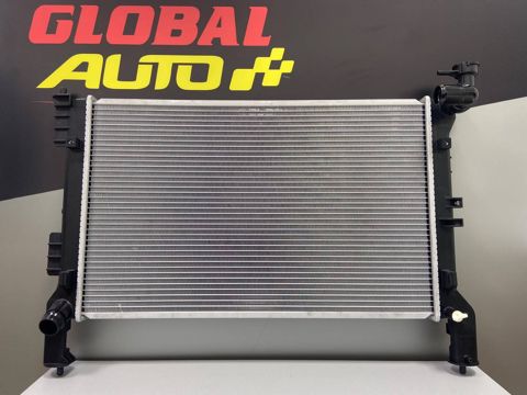 "Kia Optima 2015-2019 (hybrid)" su radiatoru — Bakı