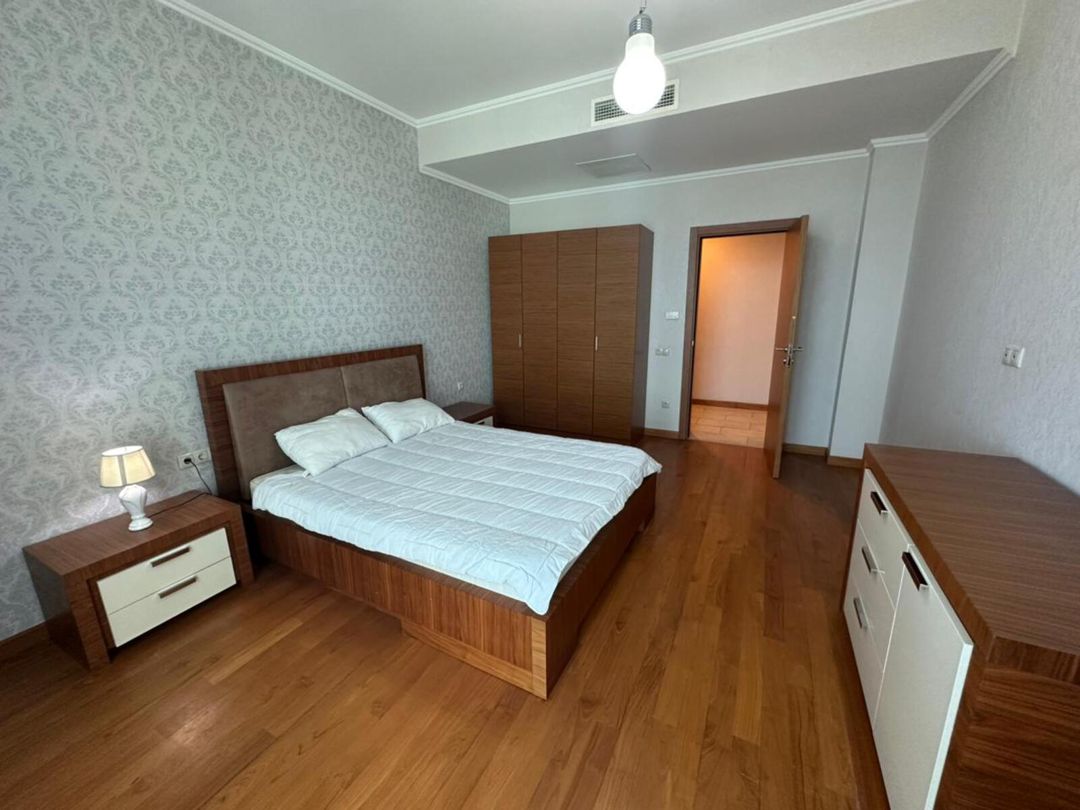 İcarəyə verilir 4 otaqlı yeni tikili 210 m² — Mənzil, Bakı (9)