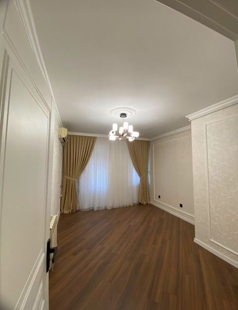 Satılır 2 otaqlı yeni tikili 68 m²