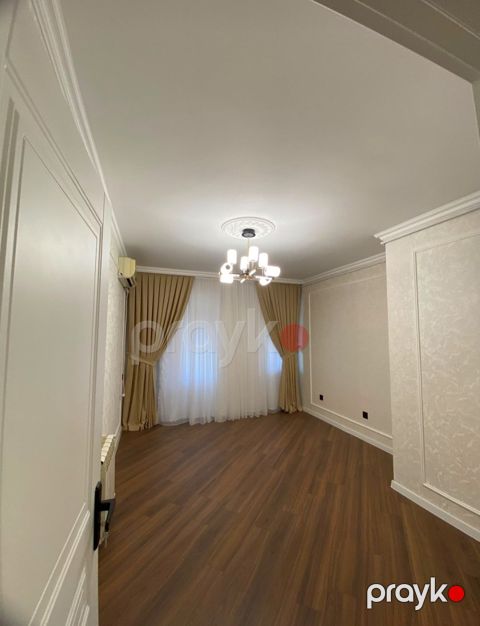 Satılır 2 otaqlı yeni tikili 68 m²