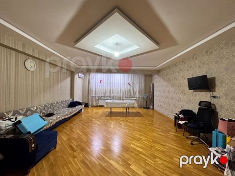 Satılır 2 otaqlı yeni tikili 1000 m²