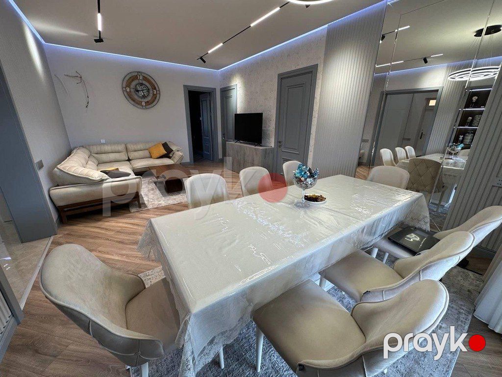 Satılır 4 otaqlı həyət evi/bağ evi 240 m² — Ev, villa, Bakı (7)